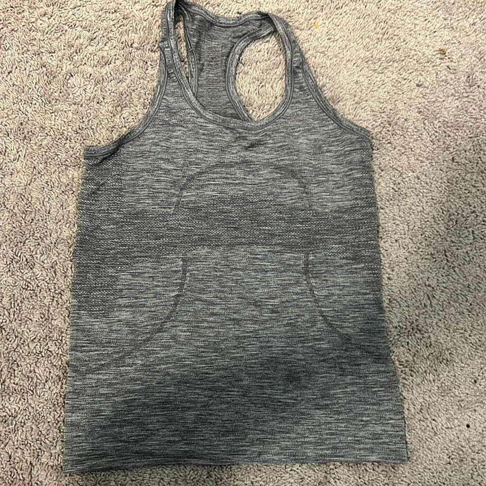 Lululemon Size 4 Tank Top - Grey